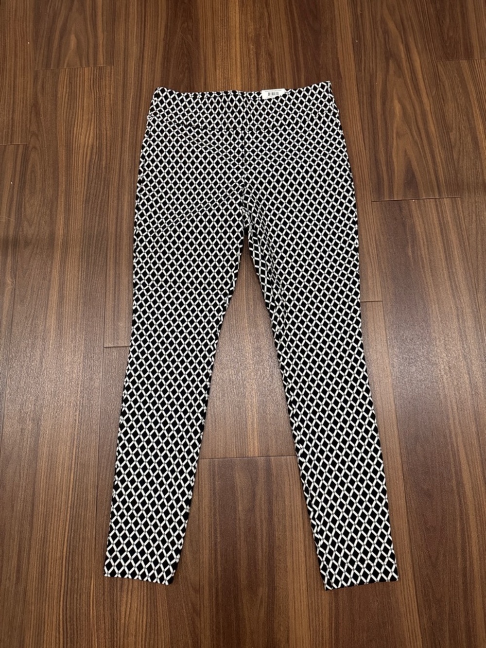 Black & White Geometric Slim Pants
